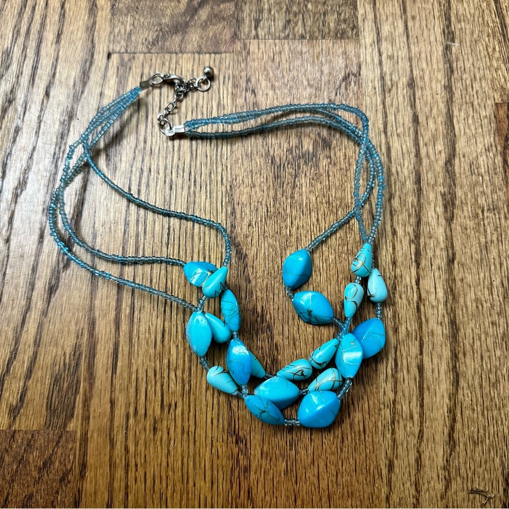 Turquoise beaded necklace